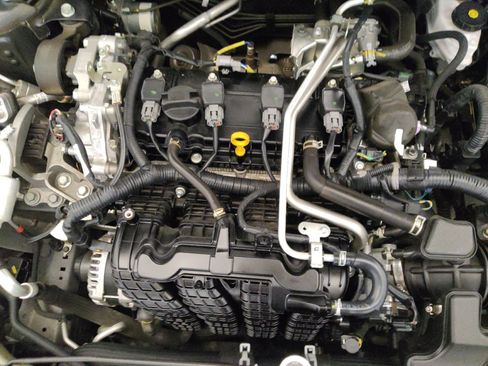 Used 2024 Nissan Altima 2.5 SV FWD image 30