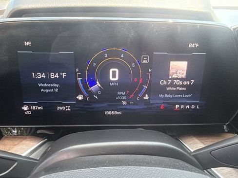 Certified 2025 Chevrolet Tahoe High Country AWD/4WD image 25