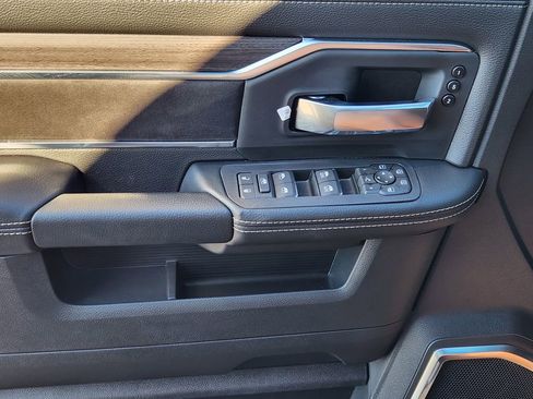 New 2026 RAM 2500 Laramie w/ Night Edition image 17