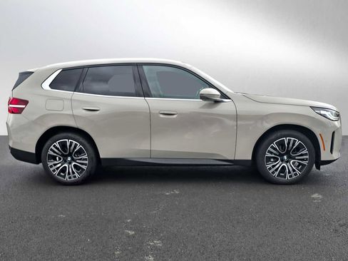Used 2026 BMW X3 xDrive30 w/ Convenience Package AWD/4WD image 2