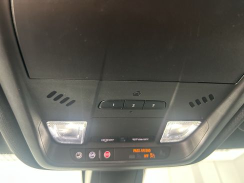Used 2023 Chevrolet Blazer Premier w/ Driver Confidence II Package FWD image 27