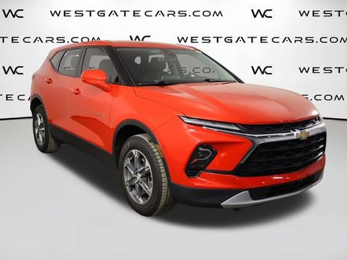 Used 2023 Chevrolet Blazer LT AWD/4WD image 40