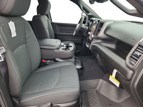 New 2026 RAM 2500 Tradesman AWD/4WD image 15