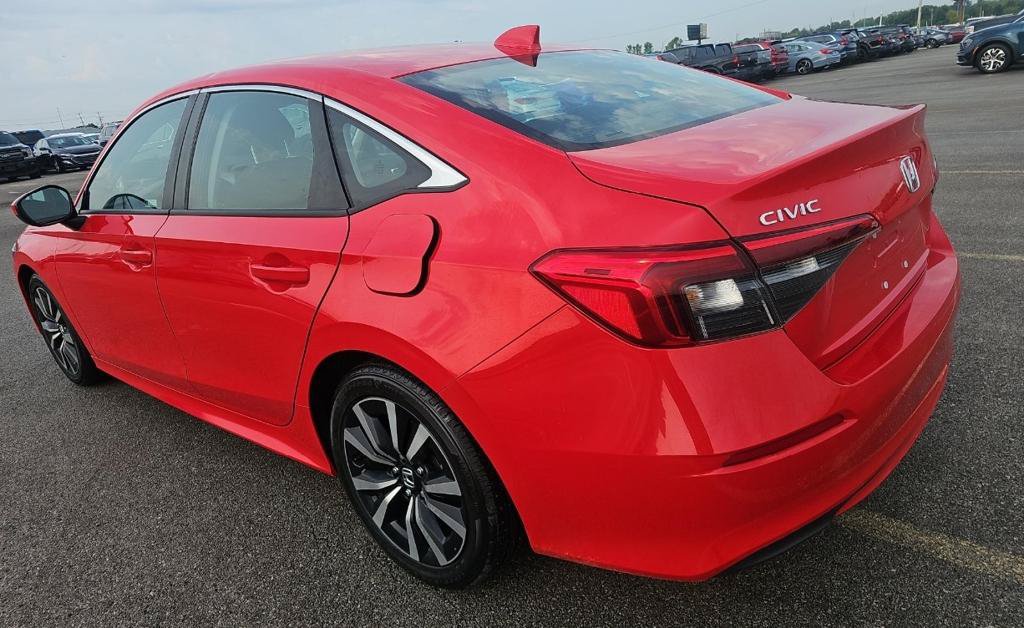 Used 2022 Honda Civic EX image 4