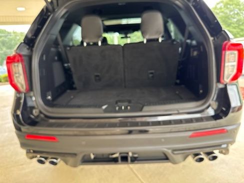 Used 2020 Ford Explorer ST w/ Premium Technology Package AWD/4WD image 34