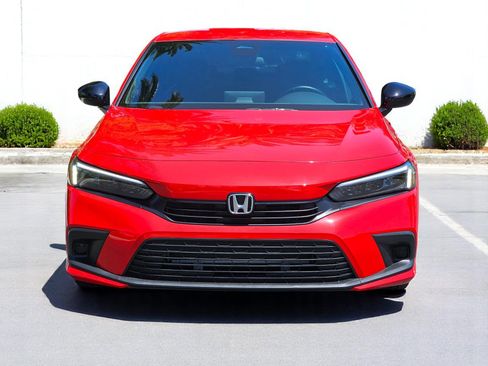 Used 2024 Honda Civic Sport image 3