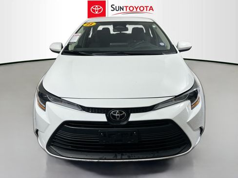 Used 2023 Toyota Corolla LE FWD image 10