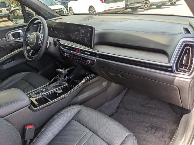 Used 2025 Kia Sorento SX Prestige AWD/4WD image 14