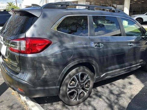 Used 2023 Subaru Ascent Touring image 2