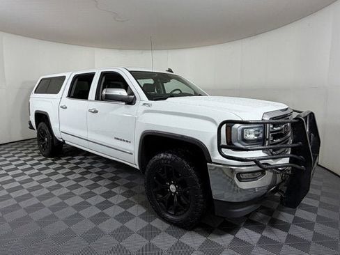 Used 2018 GMC Sierra 1500 SLT image 1
