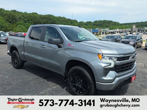 New 2026 Chevrolet Silverado 1500 RST w/ Z71 Off-Road Package AWD/4WD image 2