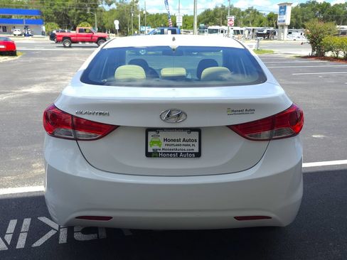 Used 2013 Hyundai Elantra GLS w/ Preferred Pkg FWD image 6