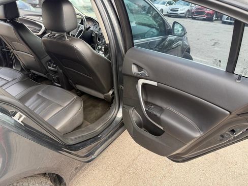 Used 2016 Buick Regal Premium FWD image 16
