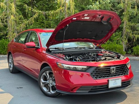 Certified 2023 Honda Accord EX image 36