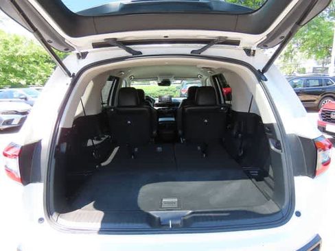 Used 2023 Honda Pilot EX-L image 11