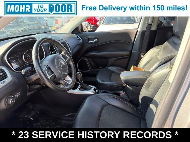 Used 2019 Jeep Compass Latitude FWD image 14