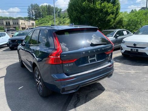 Used 2024 Volvo XC60 B5 Plus w/ Protection Package Premier AWD/4WD image 8