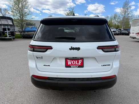 Used 2023 Jeep Grand Cherokee L Limited w/ Luxury Tech Group II AWD/4WD image 4