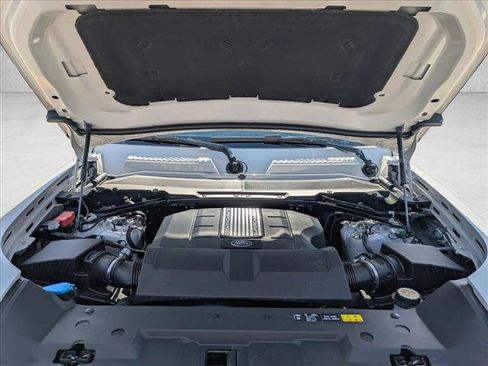 New 2026 Land Rover Defender 110 X-Dynamic SE image 16