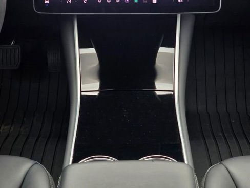 Used 2020 Tesla Model 3 Standard Range Plus image 18