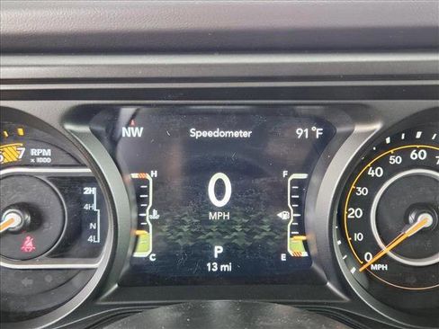 New 2025 Jeep Wrangler Unlimited Rubicon w/ Technology Group image 10