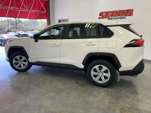 Certified 2024 Toyota RAV4 LE AWD/4WD image 6