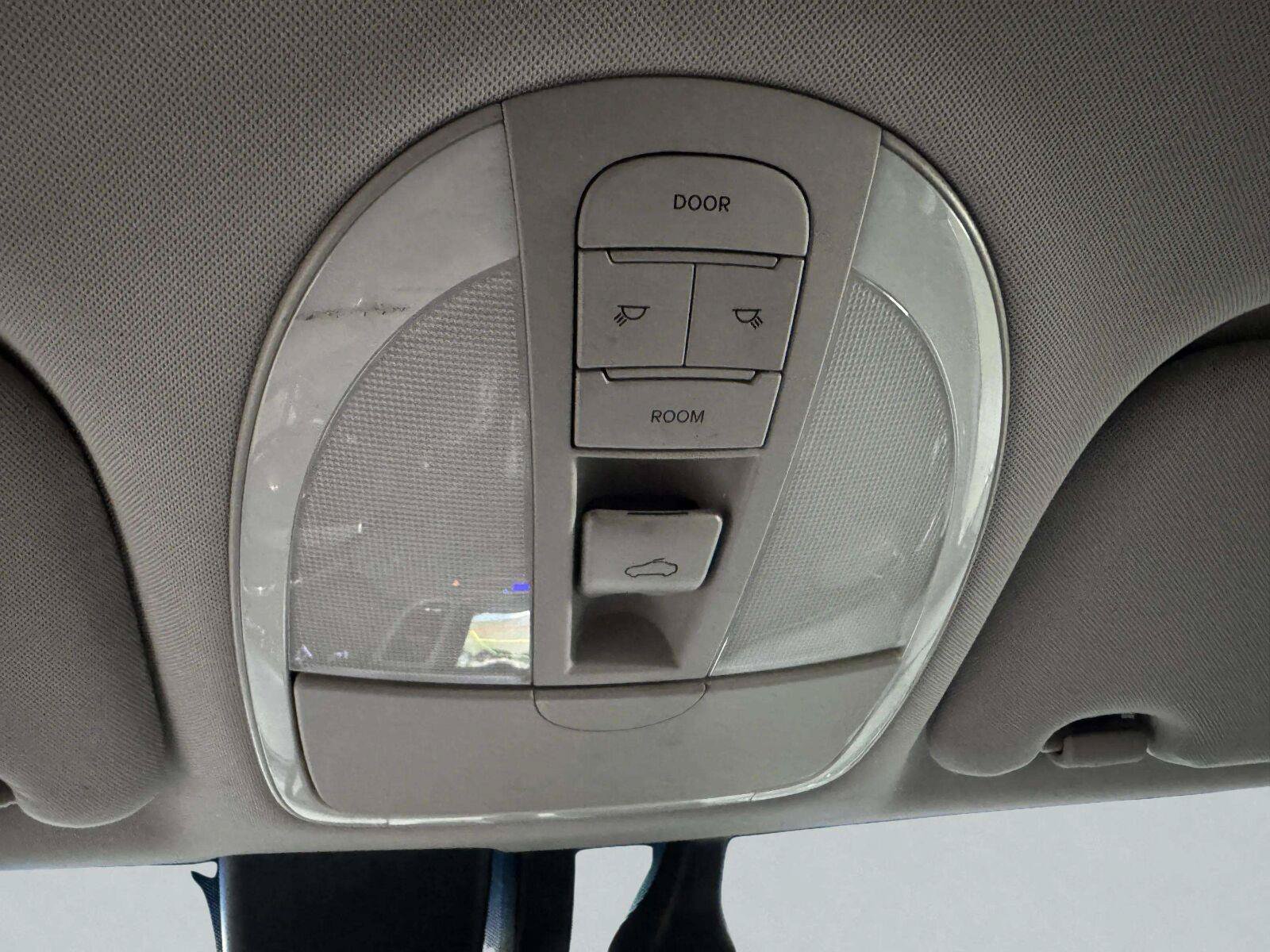 Used 2013 Hyundai Genesis 5.0 R-Spec RWD image 25