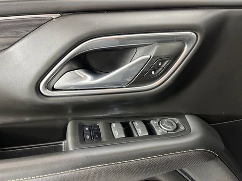 Used 2022 GMC Yukon SLT w/ SLT Premium Package AWD/4WD image 25