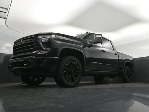 New 2026 Chevrolet Silverado 2500 High Country w/ High Country Premium Package AWD/4WD image 33