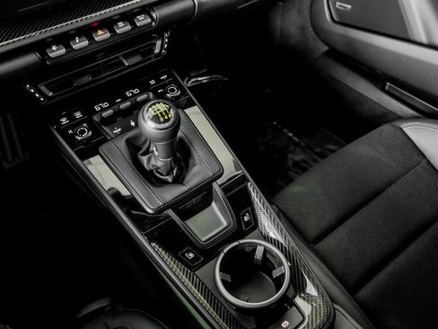 Certified 2024 Porsche 911 GT3 RWD image 20