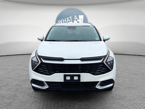 Used 2023 Kia Sportage EX AWD/4WD image 9