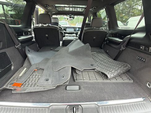 Certified 2025 Jeep Grand Wagoneer Series II Obsidian w/ Quick Order Packagew 28T AWD/4WD image 13