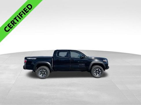Used 2023 Toyota Tacoma TRD Off-Road AWD/4WD image 7