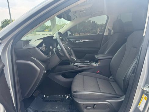 Used 2023 Buick Envision Preferred FWD image 12