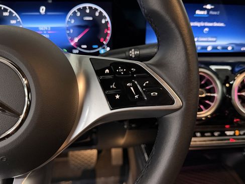 Used 2025 Mercedes-Benz CLA 250 CLA 250 image 27