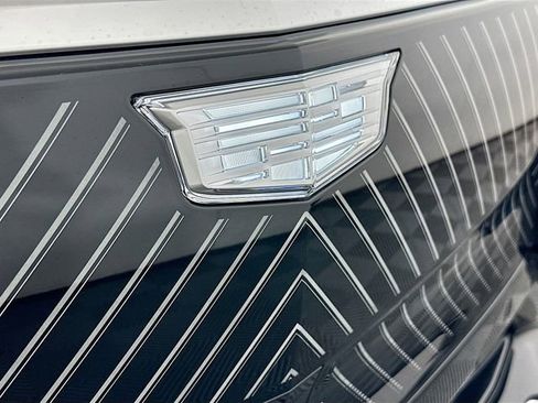 New 2025 Cadillac Lyriq Luxury image 19