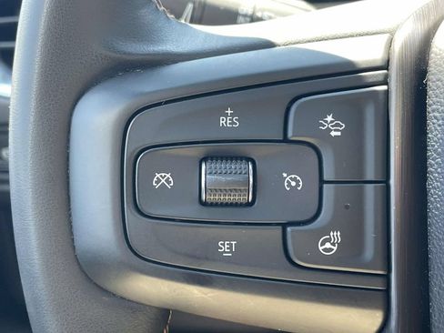 Used 2023 GMC Yukon AT4 w/ AT4 Premium Package AWD/4WD image 24