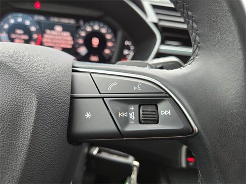 Used 2022 Audi Q3 2.0T Premium image 29