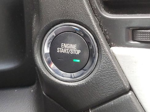 Used 2018 GMC Yukon SLT AWD/4WD image 32