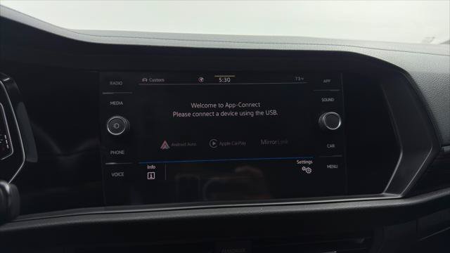 Used 2023 Volkswagen Jetta GLI Autobahn FWD image 34