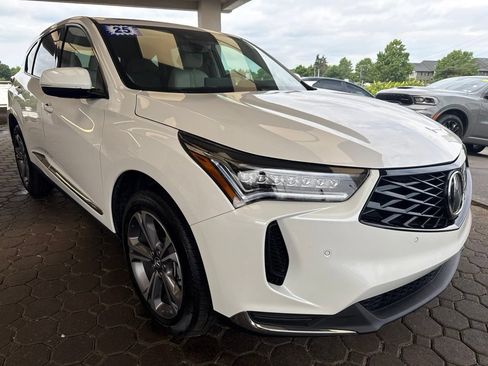 Used 2025 Acura RDX SH-AWD w/ Technology Package image 4
