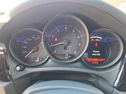 New 2026 Porsche Macan image 14