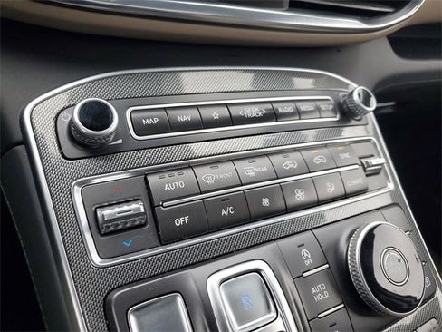 Used 2023 Hyundai Santa Fe Limited w/ Cargo Package image 26