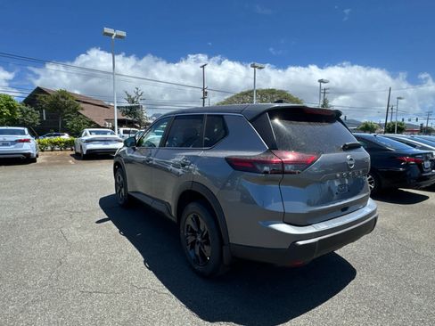 New 2026 Nissan Rogue SV FWD image 3