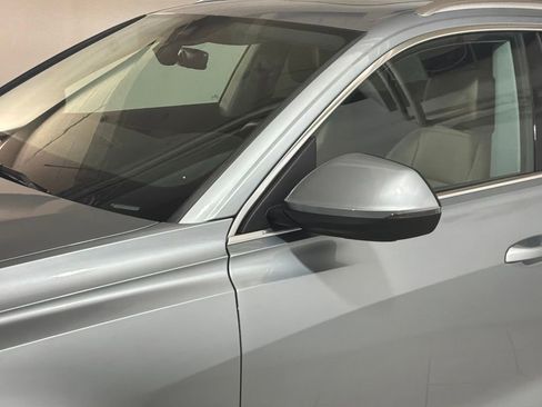 Used 2023 Audi Q8 Premium Plus w/ Premium Plus Package AWD/4WD image 24