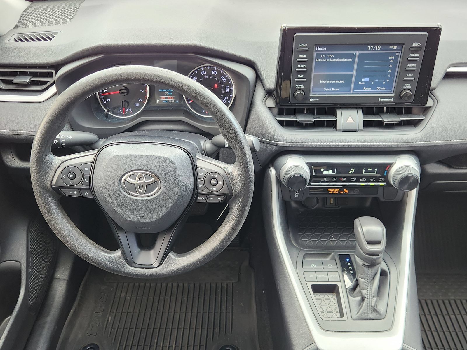Used 2021 Toyota RAV4 LE FWD image 31