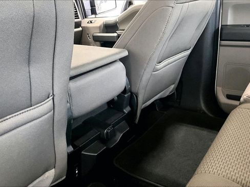 Used 2018 Ford F150 XLT w/ Equipment Group 302A Luxury image 11