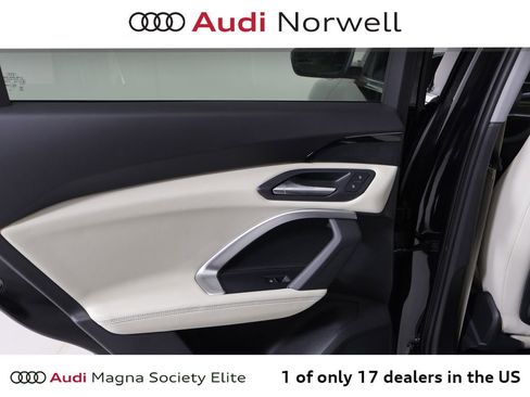 New 2025 Audi Q5 Premium image 21