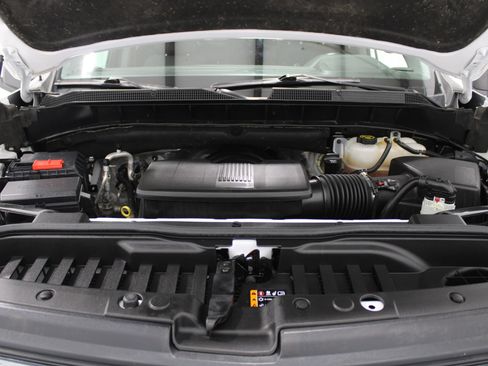 Used 2022 Chevrolet Silverado 1500 LT AWD/4WD image 10
