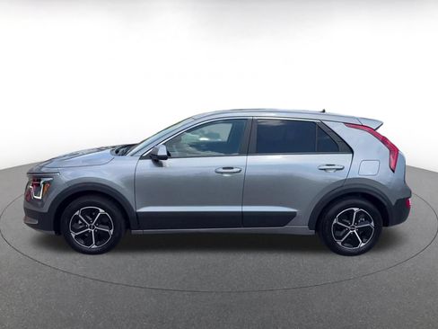 Used 2026 Kia Niro LX FWD image 8